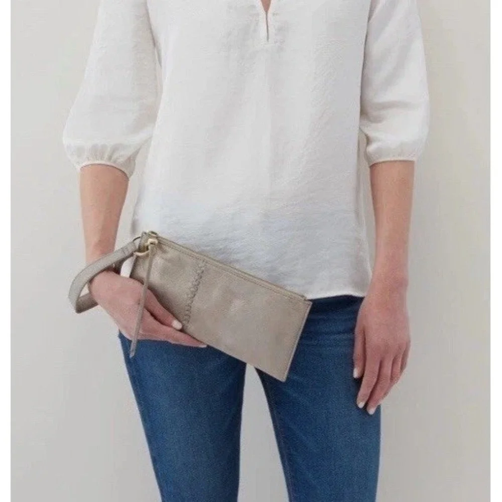 Hobo International Vida Wristlet Gray Leather Clutch Purse‎ Wallet